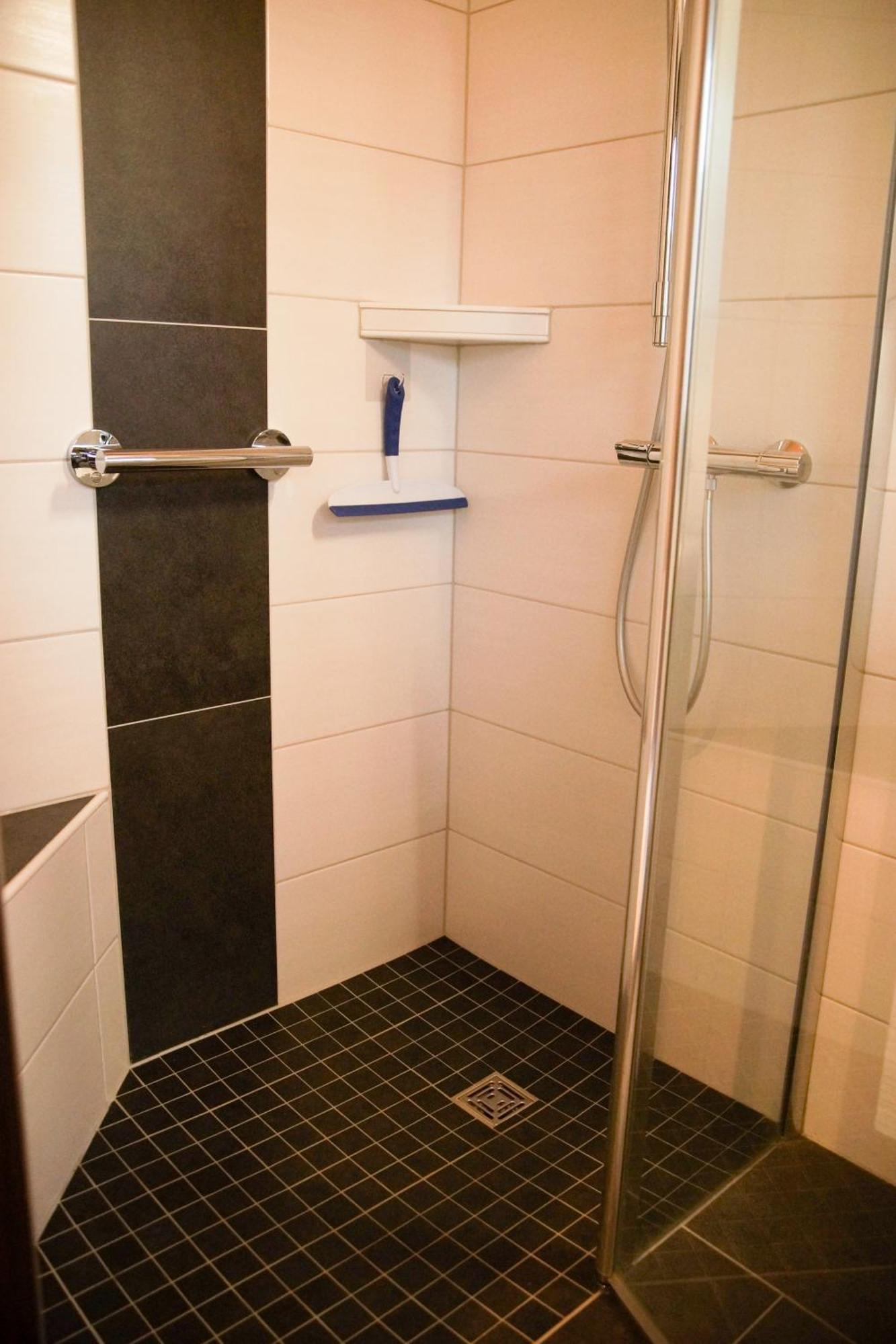 Henneglueck2 Mit Kamin Und Sauna! Meschede